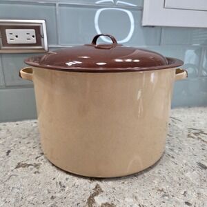 Vintage Enamelware Stock Pot with Lid Tan and Brown Large Soup Pot 11.5 Inch